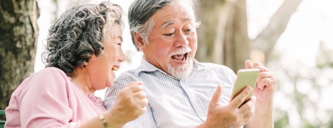 Top 8 Smart Gadgets For The Elderly best gadget for elderly