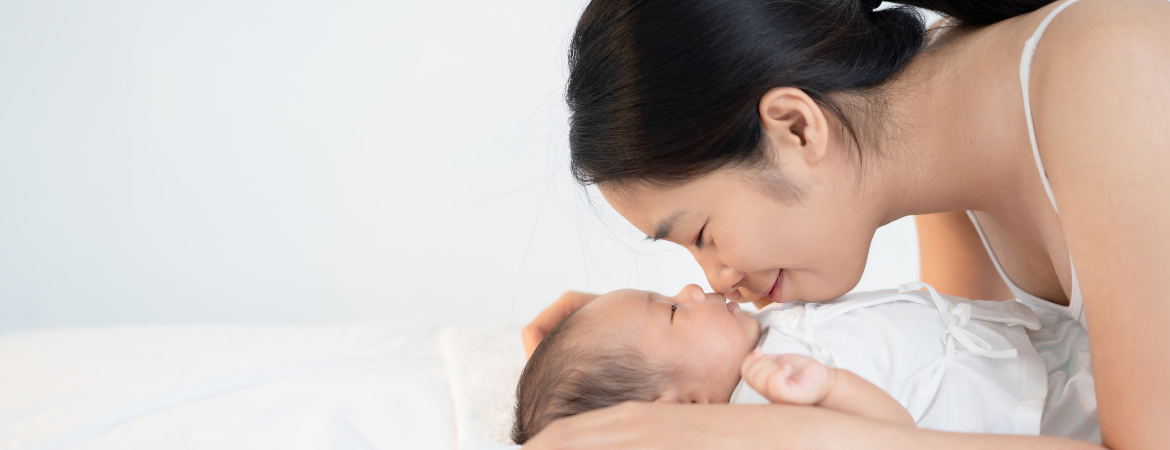 Postnatal Hair Loss: Best Shampoos and Hair Products to Manage Hair Fall After Giving Birth Postnatal Hair Loss: Best Shampoos and Hair Products to Manage Hair Fall After Giving Birth
