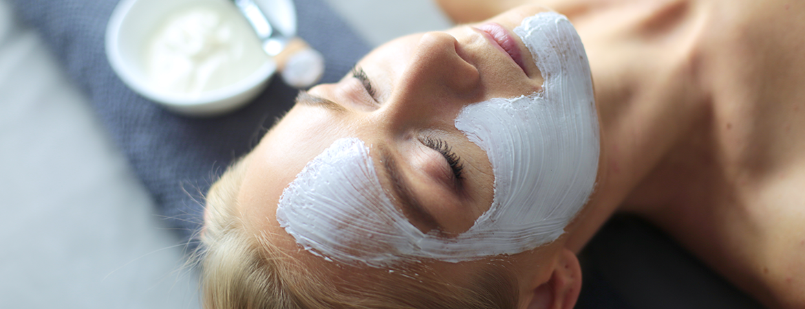 6 Game Changing Facials in Singapore to Up Your Skincare Regime - Banner
