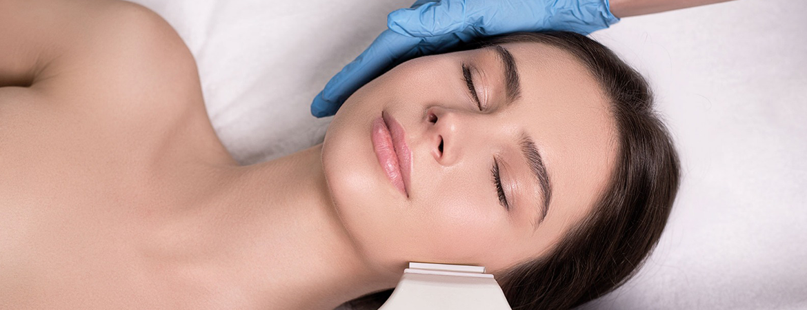 Beauty Spotlight: Aesthetic Treatments for Women Over 40 - Banner