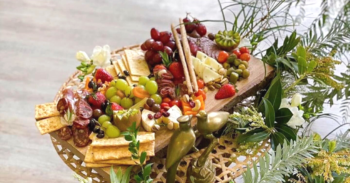 Grazing Platters: Where to Buy The Best Grazing Boxes and Cheese Platters in Singapore?