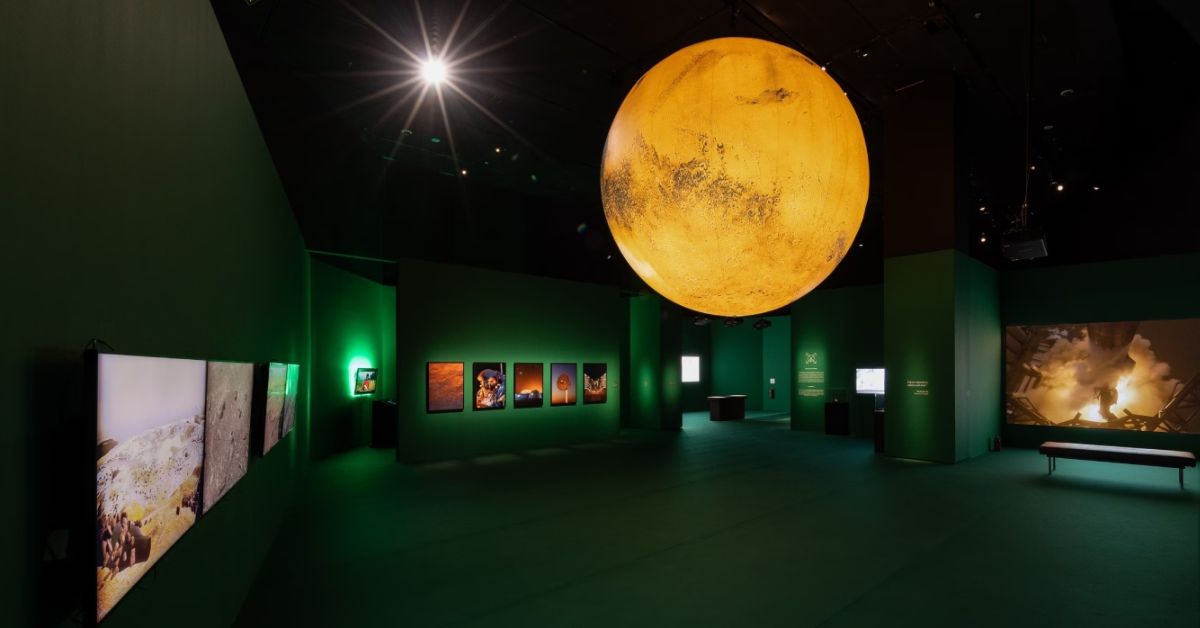 Art Science Museum Mars: The Red Mirror - Insta-worthy Exhibition for Friends and Family