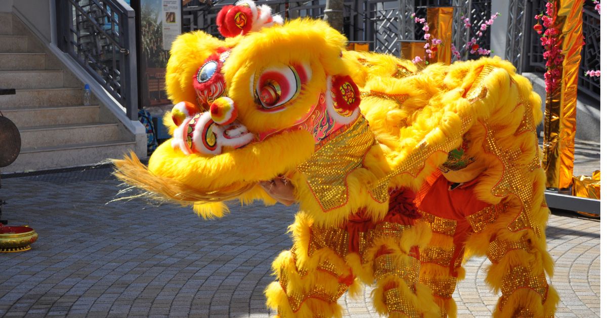 Chinatown Chinese New Year Celebrations - Festive Street Light-Ups and Lion Dance Competitions - things to do in sg