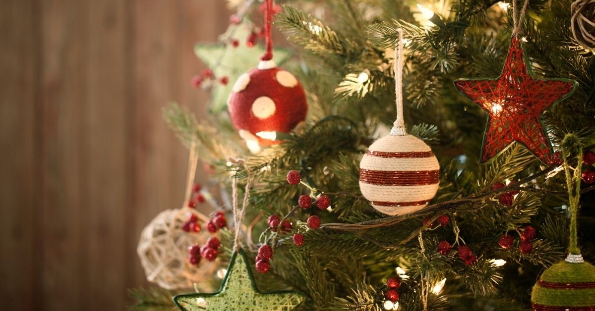 Dazzle Decor – Affordable Christmas Trees and Christmas Decor in Singapore