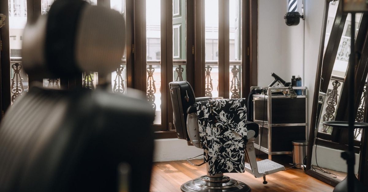 Dee Yonder Men’s Hair Studio – Men’s Hair Studio and Short Hair Specialist