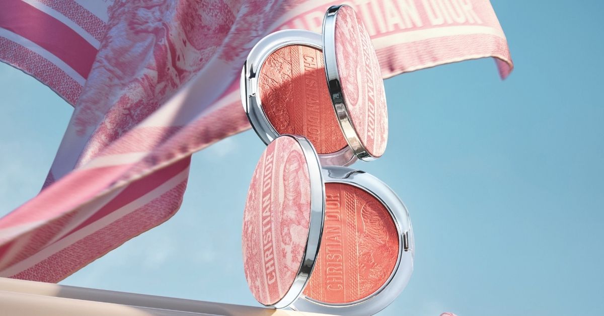 Dior Forever Glow Luminizer - Coral Glow, a Shimmering Sun-Kissed Hue