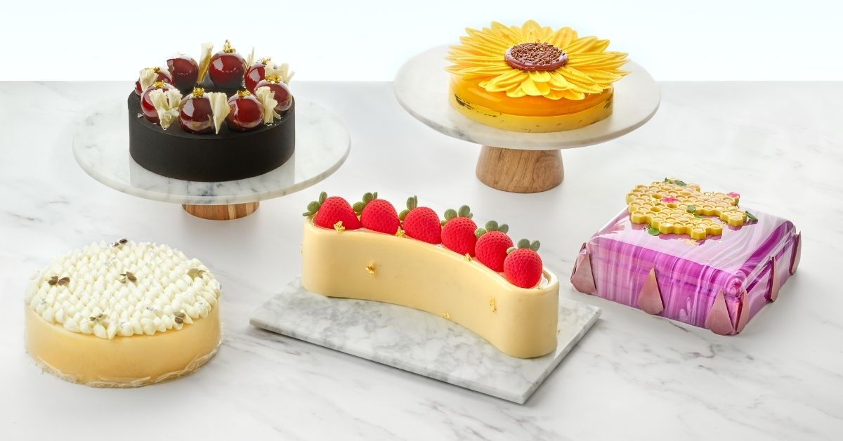 Ginger.Lily at Hilton Singapore Orchard - mini cakes