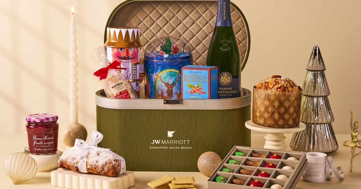 JW Marriott South Beach – Gift Hampers and Take-Home Christmas Feasts