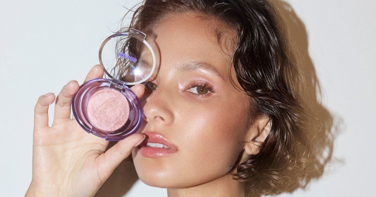 Kosas Shiny Objects Wet Glisten Highlighter Powder