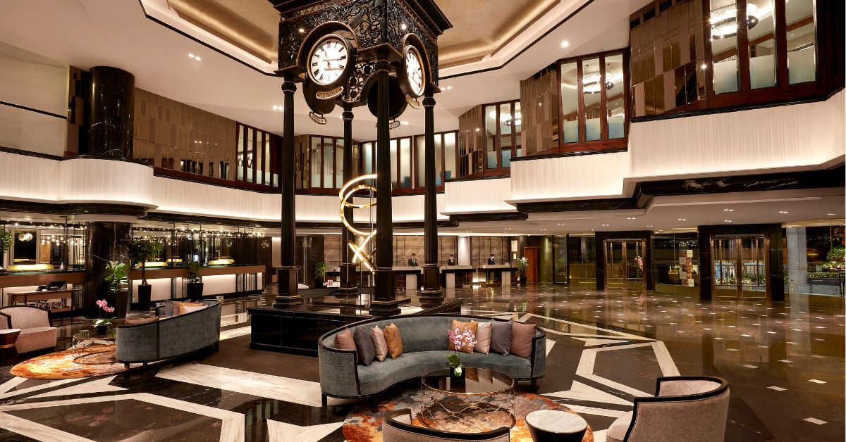 Orchard Hotel Singapore Review: A Romantic Hotel With A History