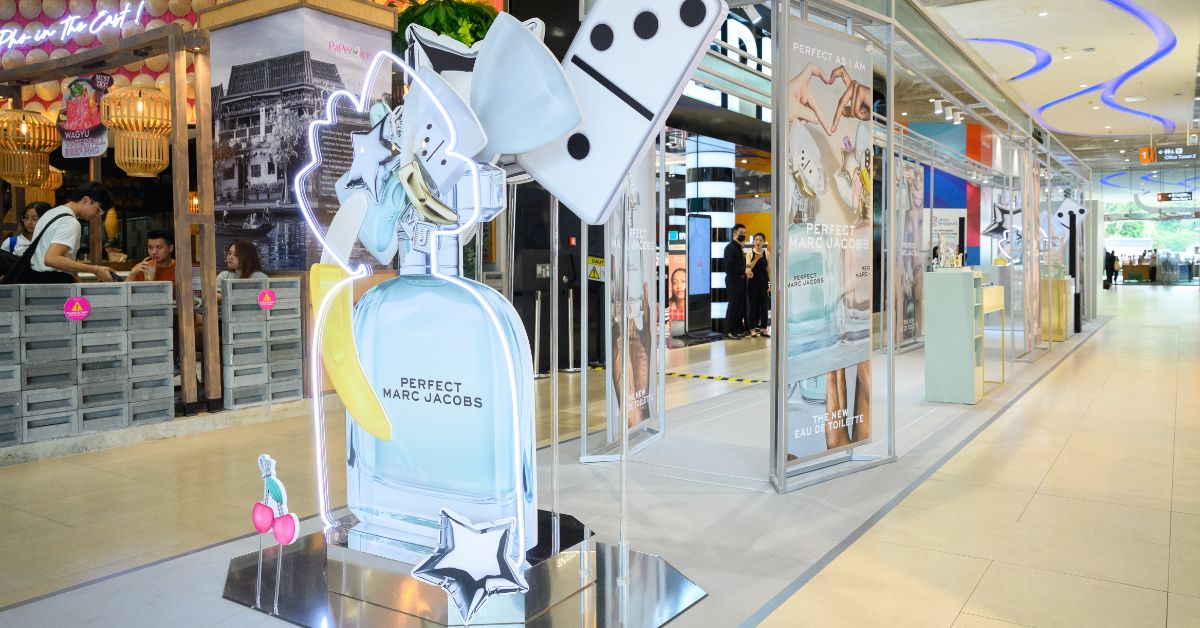 Perfect Eau De Toilette by Marc Jacobs Fragrances - Pop-Up at Plaza Singapura