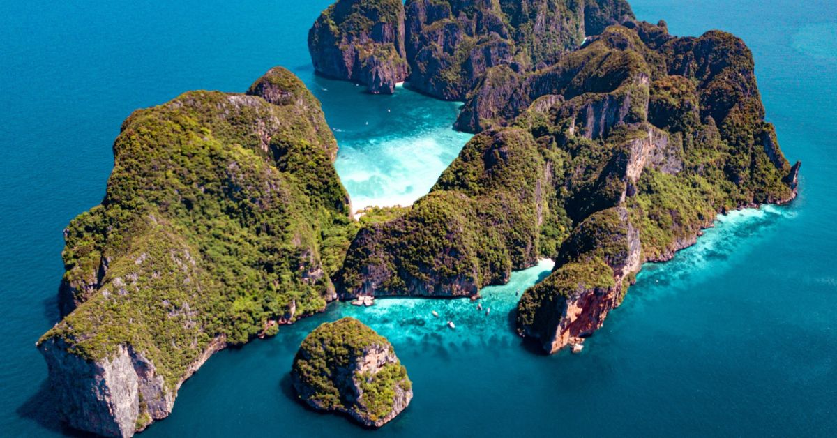 Scuba Diving Excursions - A Must-Experience at Phi Phi Island! 