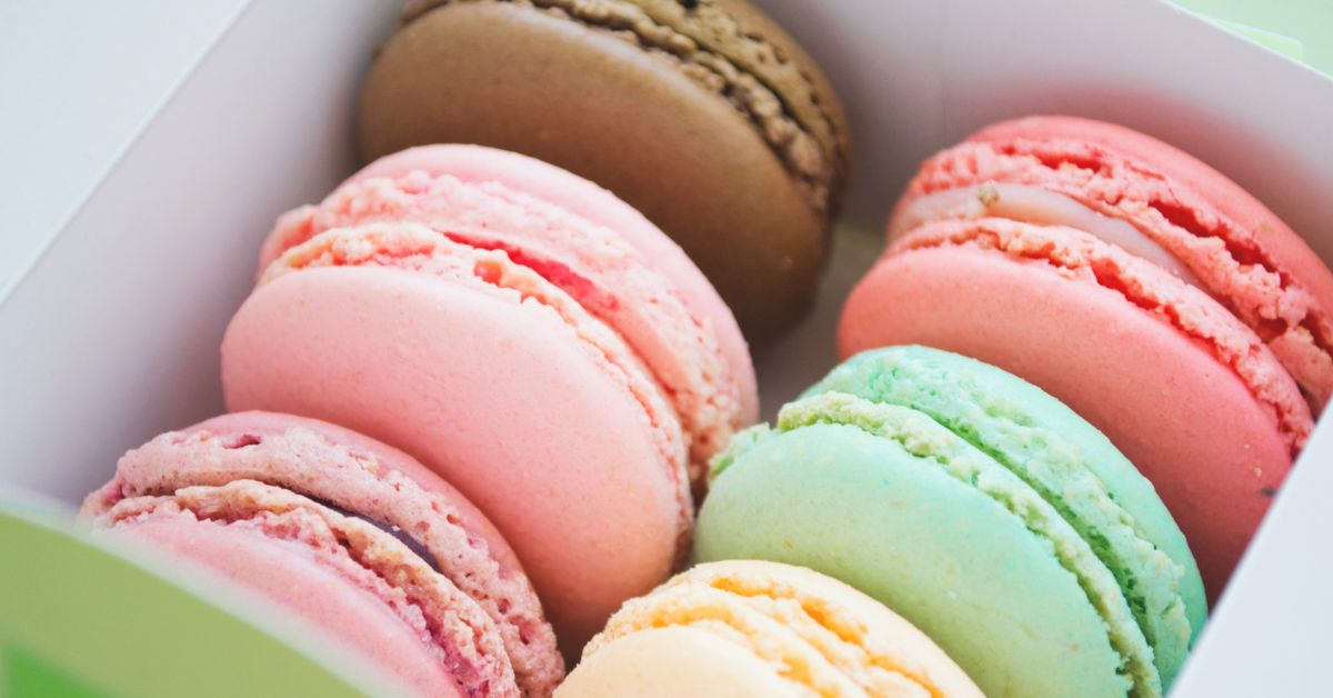 Sinful Cakes - Muslim-Owned Business with Macarons 