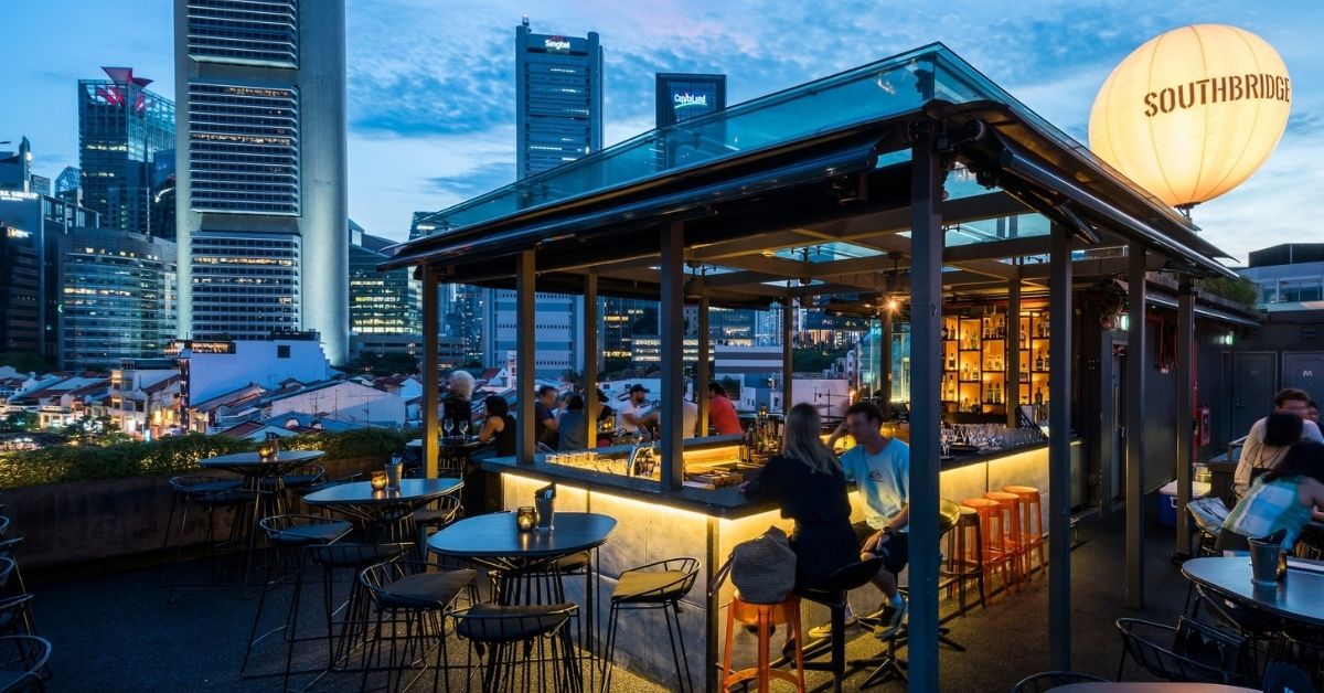 Southbridge, Boat Quay – Romantic Rooftop Bar with Views of Marina Bay