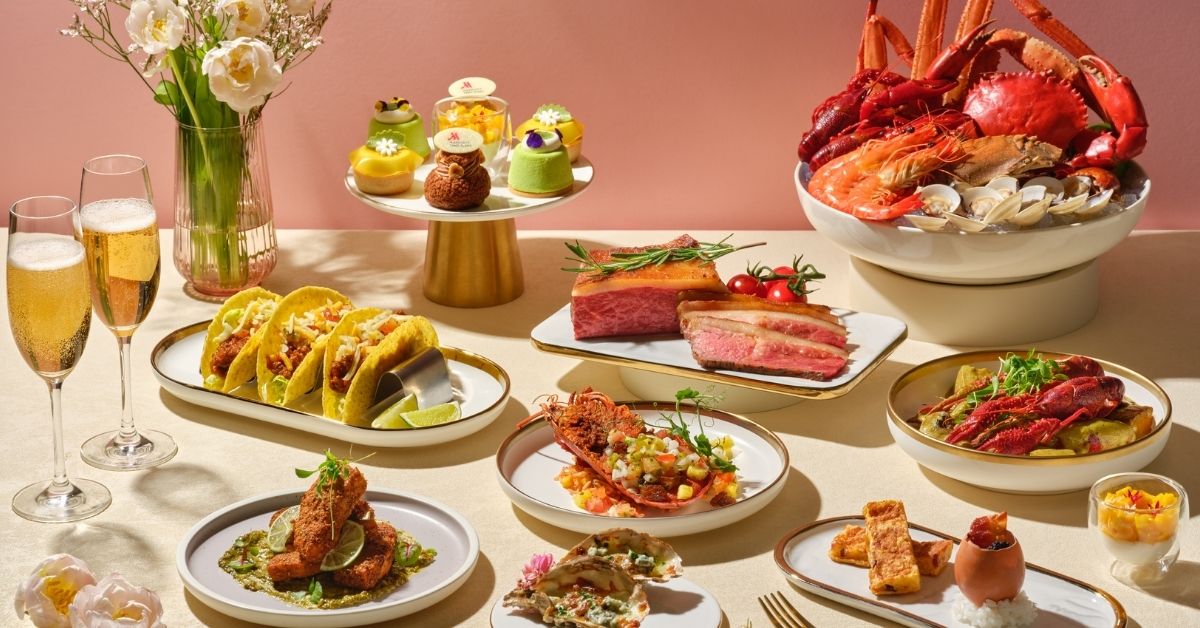Sunday Champagne Brunch at Crossroads Buffet - Seafood, Sashimi and Bubbly on Repeat