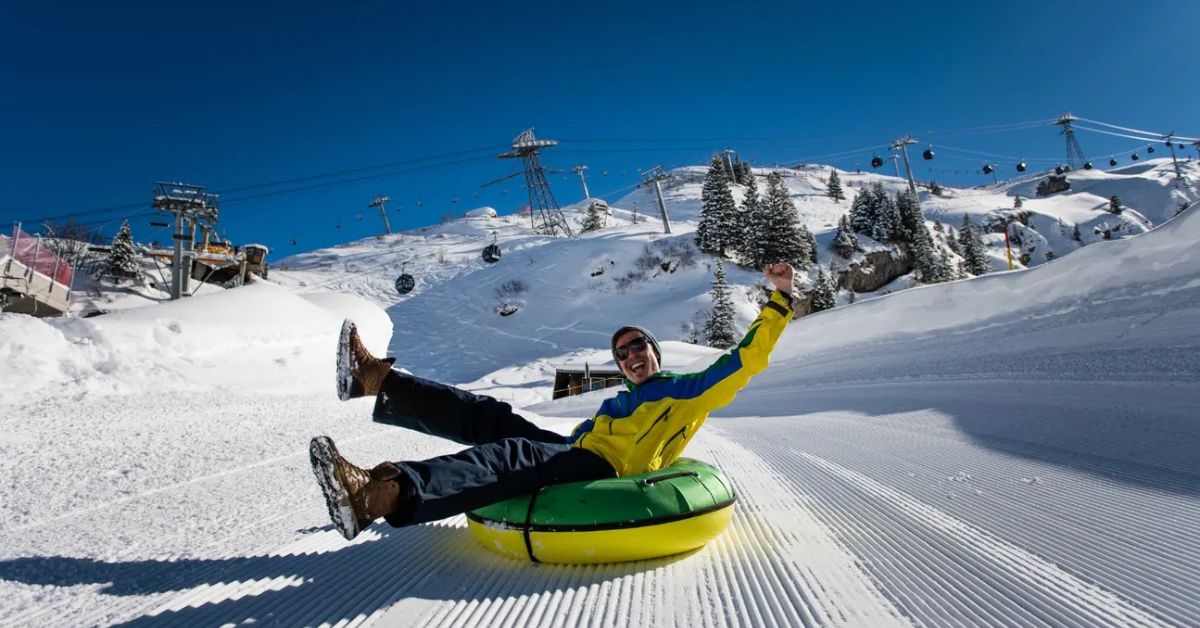 Titlis Snow Experience and Lucerne Tour in Switzerland - Scenic Winter Holiday with Cable Cars