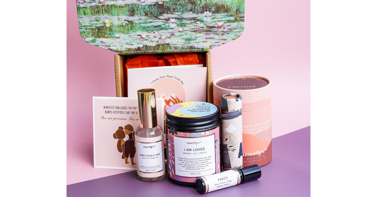 Valentine’s Day Giveaway: Scented Candles, Crystals, Essential Oils, Room Sprays and More To Show Your Love!