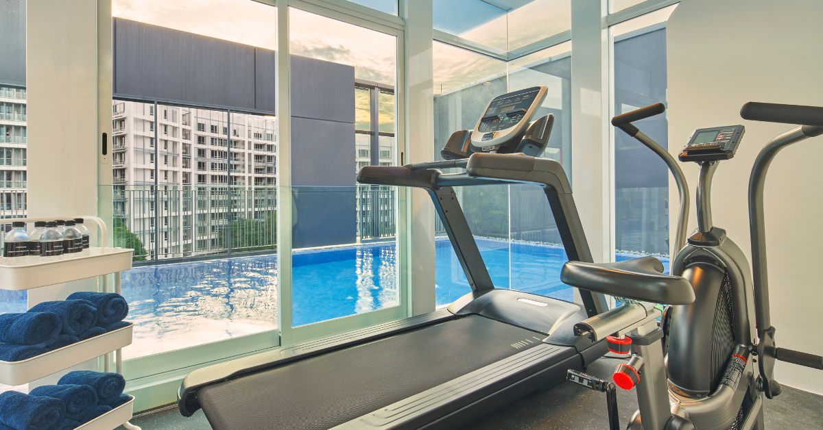 Enjoy The Rooftop Pool, Aqua Gym and Indoor Fitness Room for Fitness Junkies