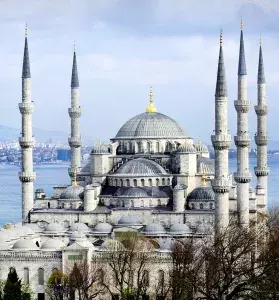 Private Istanbul Tours: Amaze by Neon