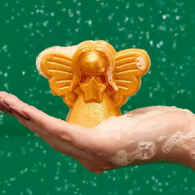 Lush Holiday 2025 Collection: Christmas-Themed Bath Bombs, Shower Gels and Hair Primers