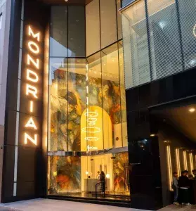 best hotels Hong Kong review