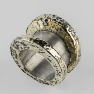 jewellery trends for men 2025